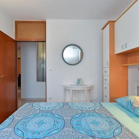Valbandon 38 Apartman *