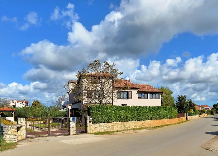 아파트 Valbandon 38